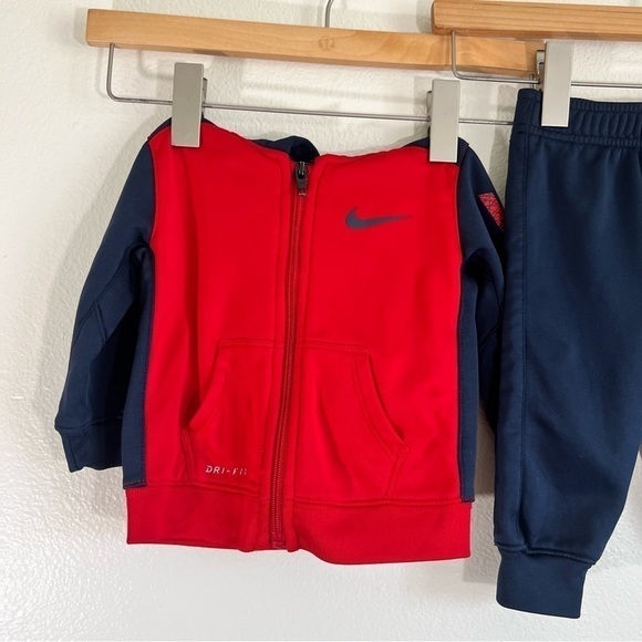 Nike 12M Matching Sweatsuit / Track Suit - Picture 4 of 7